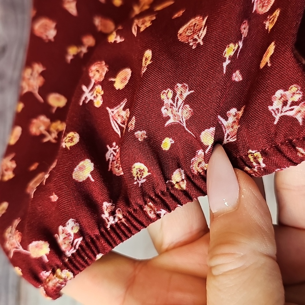 NEW WILD FABLE BURGUNDY FLORAL V NECK SHORT SLEEVE BELTED JUMPSUIT - Picture 10 of 16